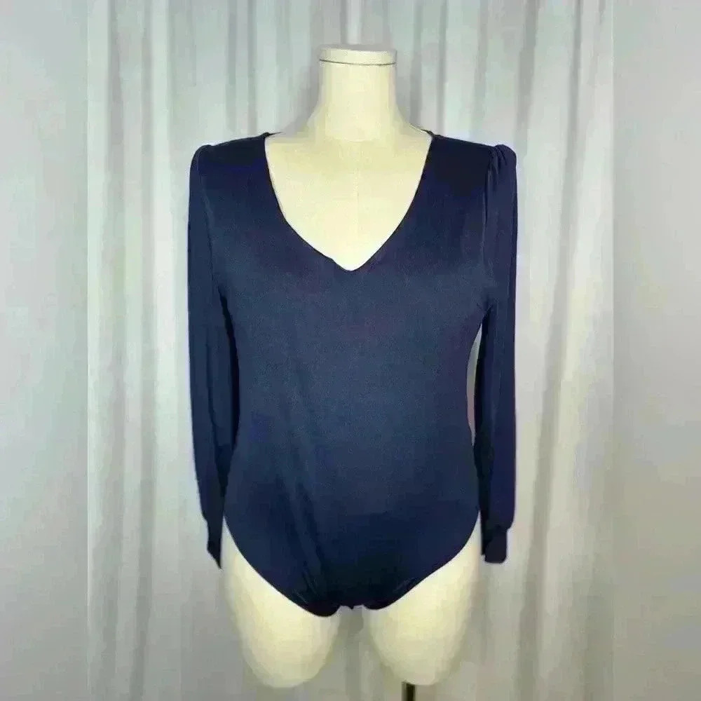 Spadehill Women's V-neck Long Sleeve Bodysuit (568)